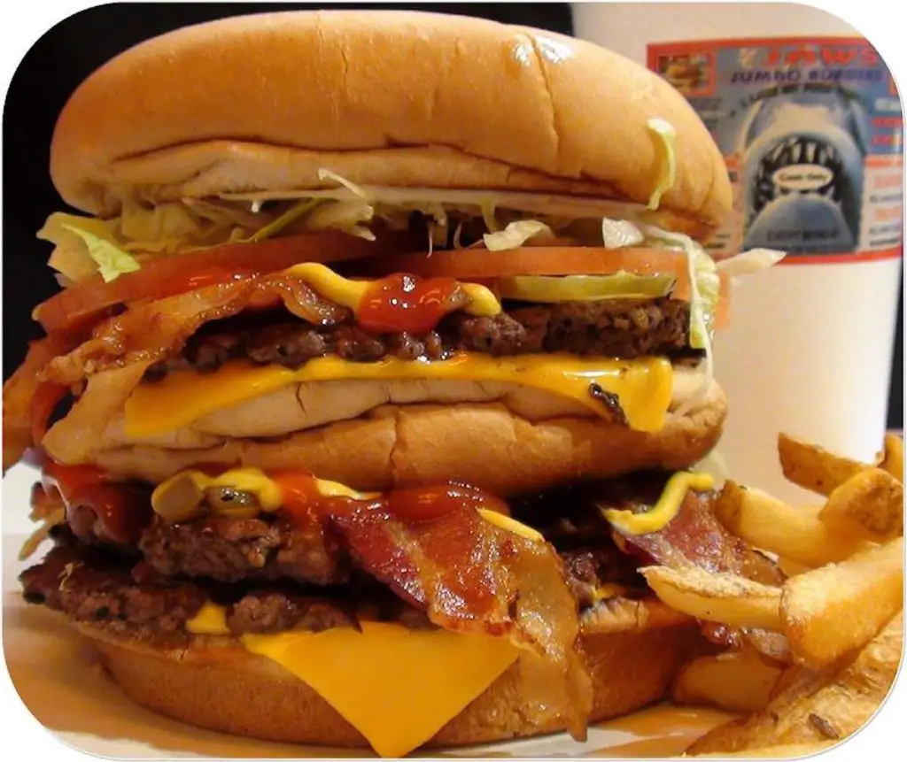 Jaws Jumbo Burgers to Make Q2 2023 Orlando Debut